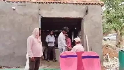 Manika ke BRC road mein mutton chicken dukaan ka hua udghatan