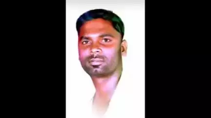 பண்ருட்டி: வீரப்பெருமாநல்லூரில் இருசக்கர வாகனத்தின் மீது பேருந்து மோதியது விபத்தில் ஒருவர் உயிரிழப்பு