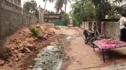 డ్రైనేజీ నిర్మించాలని వాదాలగుంట గ్రామస్తుల ఆవేదన #localissue