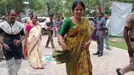 ஸ்ரீபெரும்புதூர்: ஸ்ரீபெரும்புதூரில் கல்லூரி கனவு நிகழ்ச்சி மாவட்ட ஆட்சியர் தலைமையில் நடைபெற்றது