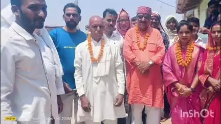 बिशुनपुरा: अरसली उत्तरी पंचायत में नाली मरम्मत और सफाई कार्य का शुभारंभ जिला परिषद सदस्य ने किया
