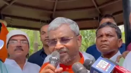नावाडीह: कडरूखुट्ठा गांव में आदिवासी महिला के साथ दुष्कर्म के प्रयास मामले में पूर्व मुख्यमंत्री ने राज्य सरकार और मंत्री पर तंज कसा