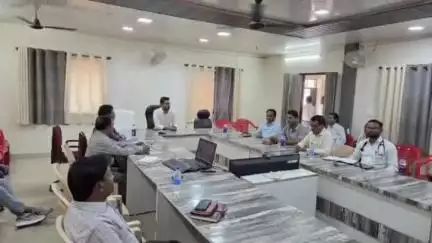 बैहर: बोर्ड परीक्षा परिणामों की समीक्षा के लिए SDM और आयुक्त ने बैहर में की बैठक, प्राचार्यों को दिए गए आवश्यक निर्देश