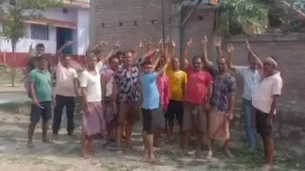 रिविलगंज: रिवील गंज के बीरम परसा गांव में ट्रांसफार्मर खराब, 10 दिन से बिजली गुल, ग्रामीण परेशान