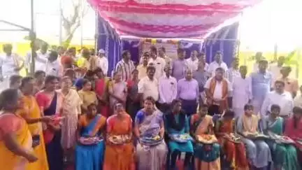 ಗುಡಿಬಂಡೆ: ಉಲ್ಲೋಡುನಲ್ಲಿ ಜನಸ್ಪಂದನಾ ಕಾರ್ಯಕ್ರಮ, ಹಲವಾರು ಅಹವಾಲುಗಳನ್ನು ಆಲಿಸಿದ ಶಾಸಕ ಎಸ್.ಎನ್ ಸುಬ್ಬಾರೆಡ್ಡಿ ಮತ್ತು ಅಧಿಕಾರಿಗಳು