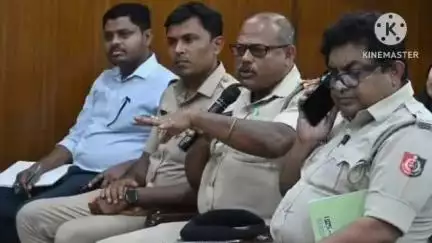 বিষ্ণুপুর ২: আমতলা এলাকার দীর্ঘদিনের যানজট সমস্যা ও ট্রাফিক সমস্যা সংক্রান্ত বিষয় নিয়ে অভিষেক বন্দ্যোপাধ্যায়ের নির্দেশে বৈঠক