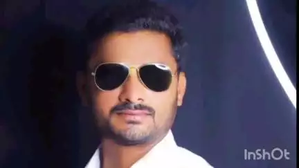 जळकोट: शहरातील बस स्थानक परिसरात तरुणावर कुऱ्हाड, कोयता व लोखंडी रॉडने मारहाण, तिघांवर जळकोट पोलिसांत गुन्हा दाखल