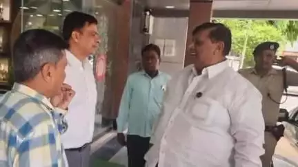 काटोल: नागपूर विभागाचे रेल्वे व्यवस्थापक यांच्याशी आमदार चरणसिंग ठाकूर यांची बैठक रेल्वे कार्यालयात संपन्न