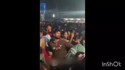 ചിറയിൻകീഴ്: വെള്ളല്ലുരിൽ വേടന്റെ പരിപാടിക്കിടെയുണ്ടായ സംഘർഷത്തിൽ നഗരൂർ പോലീസ് ഇളമ്പ സ്വദേശിയെ അറസ്റ്റ് ചെയ്തു