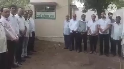 आर्वी: कृषी उत्पन्न बाजार समितीमध्ये सभापतीच्या हस्ते माती परीक्षण कक्षाचे उद्घाटन.. शेतकऱ्यासाठी हिताचा निर्णय