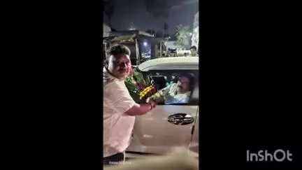 শালতোড়া: বাঁকুড়ায় সাংগঠনিক জেলা তৃণমূলের নবনির্বাচিত সভাপতি তারাশঙ্কর রায়কে সংবর্ধনা প্রদান মেজিয়া ব্লক যুব তৃণমূলের