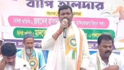 মথুরাপুর ১: লক্ষীনারায়নপুর উত্তর অঞ্চলে চাঁদপাশা গ্রামের ঢালাই রাস্তা কাজের শুভ উদ্বোধন করলেন মথুরাপুর লোকসভা কেন্দ্রের সাংসদ