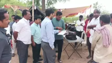 నెల్లికుదురు: నెల్లికుదురు మండలంలో ధాన్యం కొనుగోలు కేంద్రాలను ఆకస్మికంగా సందర్శించిన, జిల్లా కలెక్టర్ అద్వైత్ కుమార్ సింగ్
