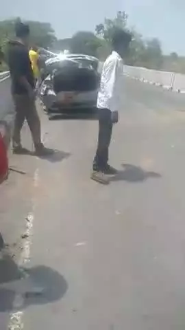 वाड्रफनगर : प्रेमनगर के समीप लिदो नदी के पास अनियंत्रित होकर पलटी कार चालक की मौके पर ही मौत एक घायल