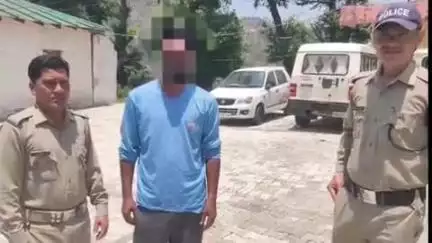 डीडीहाट: पत्नी से मारपीट करने वाले को कोतवाली डीडीहाट पुलिस ने किया गिरफ्तार