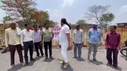 मुलताई परमडल खराब रोड ग्रामीणो ने किया बन्द #बैतूल #मुलताई #mp #jayho #bmp #Amla #mulnivasi #india #workout