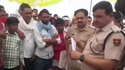 चौथ का बरवाड़ा: डिडायच के पास बनास नदी पर मृत ट्रैक्टर चालक के अंतिम संस्कार के बाद पुलिस ने शुरू की मामले की जांच