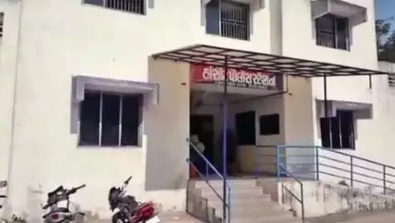 હાંસોટ: ઉતરાજ ગામ પાસે આવેલ અજાણ્યા વાહન ચાલકે બાઈક સવારને ટક્કર મારતા તેનું ત્રીજા દિવસે ટૂંકી સારવાર દરમિયાન કરુણ મોત નીપજ્યું