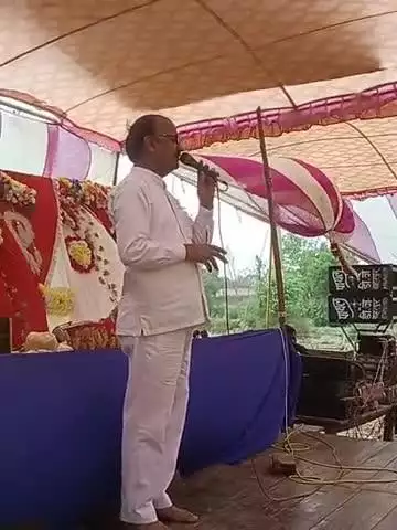 डॉ एम पी सिंह जी पहुँचे  भर्थना गोमती नगर मे दिये बुद्ध के मार्ग पर चलने का किया अग्र ह