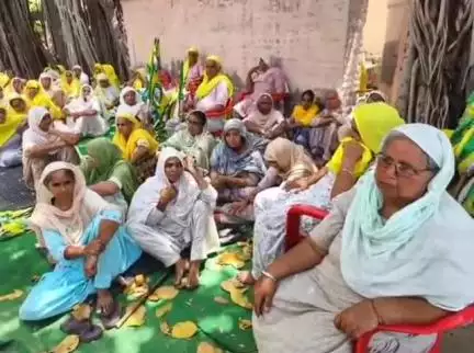 ਰਾਮਪੁਰਾ ਫੂਲ: ਪਿੰਡ ਚਾਉਕੇ ਵਿਖੇ ਕਿਸਾਨਾਂ ਨੇ ਆਪਣੀਆਂ ਮੰਗਾਂ ਨੂੰ ਲੈ ਕੇ ਲਾਇਆ ਧਰਨਾ