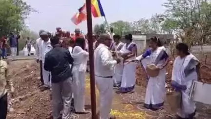पाथर्डी: पाथर्डी तालुक्यात निवडूंगे येथे श्रामनेर संघाचे स्वागत व भोजनदान कार्यक्रम संपन्न