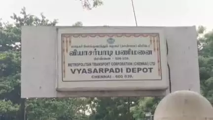 பெரம்பூர்: வியாசர்பாடி மாநகர போக்குவரத்துக் கழக பணிமனையில் போக்குவரத்து துறை அமைச்சர் சிவசங்கரன் ஆய்வு மேற்கொண்டார்