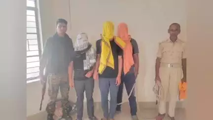 मोदनगंज: ओकरी थाना पुलिस ने विभिन्न कार्यों में छापेमारी कर तीन लोगों को गिरफ्तार किया, जेल भेजा