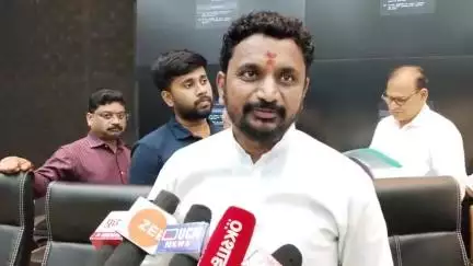 पातुर: राष्ट्रवादी काँग्रेसचे आमदार अमोल मिटकरी यांनी शिवसेना (UBT)नेते संजय राऊत यांच्या "नरकातलं स्वर्ग" यापुस्तक प्रतिक्रिया