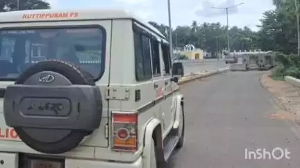 തിരൂര്‍: കുറ്റിപ്പുറം കൂരടയിലെ പ്രവാസിയുടെ വീട്ടിൽ വൻ കവർച്ച, എട്ട്‌ പവൻ സ്വർണ്ണവും, ഡയമണ്ടും മോഷണം പോയി