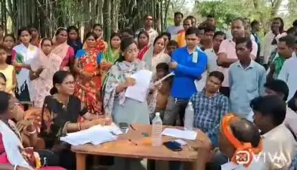 ईचागढ़: रघुनाथपुर गांव में आंगनबाड़ी सेविका चयन के लिए आमसभा का आयोजन किया गया