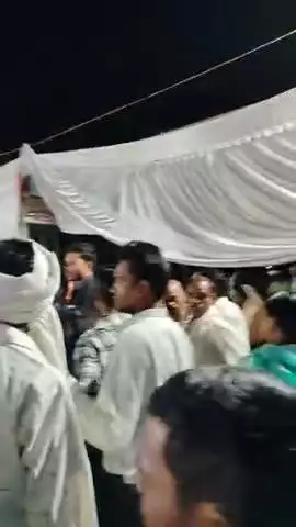 ग्राम बिजोरी घुमाई में खान के लिए भीड़ लगी है भारी  ऐसी भीड़ कभी नहीं देखा हमने