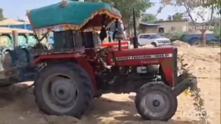 डेगाना: पादूकलां पुलिस ने अवैध बजरी परिवहन को लेकर की कार्रवाई, एक ट्रैक्टर मय ट्रॉली किया ज़ब्त