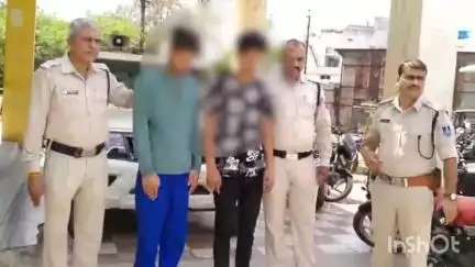 चिमनगंज पुलिस ने मादक पदार्थ की तस्करी करने के मामले में दो भाइयों को किया गिरफ्तार, 497 ग्राम चरस बरामद