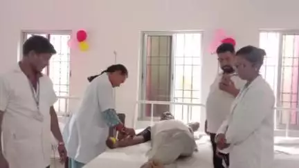 गोइलकेरा: गोईलकेरा के सामुदायिक स्वास्थ्य केंद्र में झामुमो नेता ने ब्लड डोनेट सेंटर का किया उद्घाटन