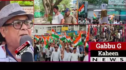 मंदसौर👉सेना के अपमान पर देवड़ा और शाह के विवादित बयान पर किया पुतला दहन,कांग्रेसी की हुई पिटाई#मंदसौर #न्यूज #ब्रेकिंग