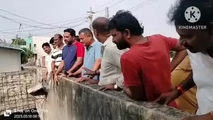 మిర్యాలగూడ: మిర్యాలగూడ మున్సిపాలిటీ గత పాలకుల నిర్లక్ష్యంగా అభివృద్ధిలో వెనుకబడిపోయింది: ఎమ్మెల్యే బత్తుల లక్ష్మారెడ్డి