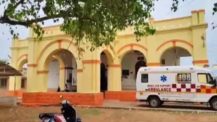 திருமயம்: உதயசூரியபுரத்தில் பிறந்து சில மணி நேரமே ஆன பெண் சிசு மண்ணில் புதைக்கப்பட்ட நிலையில் மீட்கப்பட்டது காதலன் காதலி மீது வழக்கு பதிவு