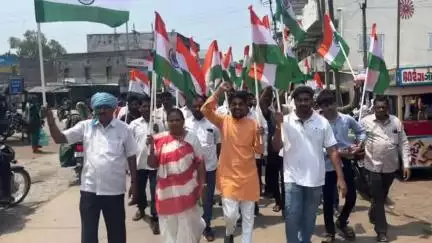 કવાંટ: નગરમાં ભવ્ય તિરંગા યાત્રા યોજાઈ,પૂર્વ સાંસદ ઉપસ્થિત રહ્યા.