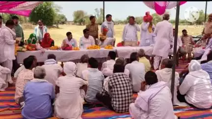 रामगढ़ पचवारा: लालसोट विधायक ने बिलौना तालाब से रामपुरा सड़क निर्माण कार्य का किया शिलान्यास, अन्य विकास कार्य भी शामिल