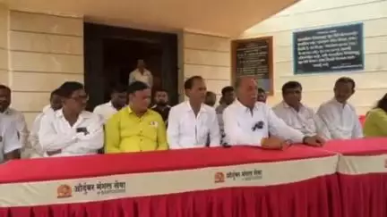 भूम: लग्नाचा पत्ताच नाही, अन लागलेत सोळावे घालायला; अमृत पाणीपुरवठा योजनेवर माजी नगराध्यक्ष विजयसिंह थोरात यांची टीका