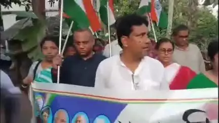 ভগবানপুর ২: দেশের সুরক্ষায় নিয়োজিত সৈনিকদের প্রতি শ্রদ্ধা নিবেদনে মুগবেড়িয়ায় আজ শ্রদ্ধাঞ্জলী মিছিল করলো তৃণমূল