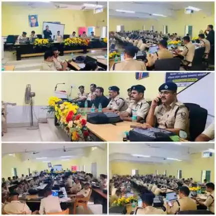 आज दिनांक-18.05.25 को  बारसोई अनुमंडल भवन परिसर में पुलिस अनुमंडल पुलिस पदाधिकारी बारसोई की उपस्थिति में Police Cyber portal,Icjs ,ई-साक्ष्य,Govt Email Id Ascess, मनीष शेखर अभियंता-सह-पुलिस टेक्निकल इंचार्ज द्वारा प्रशिक्षण