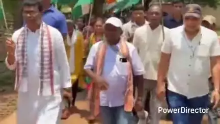 ଯଶିପୁର: ଅପରେସନ ସିନ୍ଦୂରର ସଫଳତା ପାଳନ ଅବସରରେ ଚାକିଡି ଠାରେ ଆୟୋଜିତ 'ସିନ୍ଦୂର ପଦଯାତ୍ରା' ରେ ଯୋଗ ଦେଲେ ମନ୍ତ୍ରୀ
