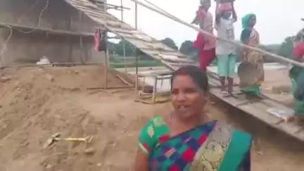 डुमरी: डूमरी शंख नदी में पुल बनने से ग्रामीणों व झारखंड प्रदेश प्रतिज्ञा महिला संगठन ने जताया प्रशासन का आभार