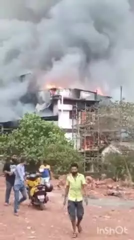 खेड: लोटे एमआयडीसी मधील लासा कंपनीमध्ये भीषण आग; आगीचे कारण अस्पष्ट