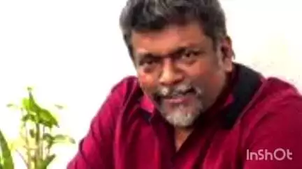 உடையார்பாளையம்: குழுவடையான் கிராமத்திலுள்ள தனியார் பள்ளியில் பயின்றவர், 10-ம் வகுப்பு பொதுத்தேர்வில் 499 மதிப்பெண் பெற்று அசத்தல்- நடிகர் பார்த்திபன் வாழ்த்து