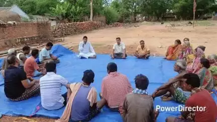 କରଞ୍ଜିଆ: ହଳଦିଆ ଗ୍ରାମରେ ବିଜେପି କୃଷକ ମୋର୍ଚ୍ଚାରସମୀକ୍ଷା ବୈଠକ,ଯୋଗ ଦେଲେ ବିଜେପି ଜିଲ୍ଲା କୃଷକ ମୋର୍ଚ୍ଚା ର ସଭାପତି