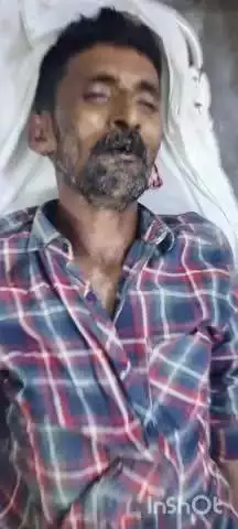 ఖాజీపేట: కాజీపేటరైల్వే ఫ్లాట్ పై ఫిట్స్ వచ్చి పడిపోయిన వ్యక్తిని ఆసుపత్రికి తరలించిన పోలీసులు చికిత్స పొందుతూమృతి కేసు నమోదు