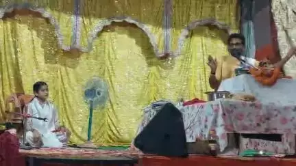तरैया में आयोजित श्री रुद्र महायज्ञ में कथावाचक श्री चैतन्य देव पाठक ने भक्तों को सुनाई श्रीशिवपुराण की कथा