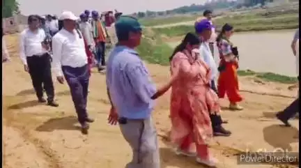 बसिया: बसिया के नारेकेला में मतस्य पालन केंद्र का उच्च स्तरीय प्रतिनिधि मण्डल ने किया निरीक्षण